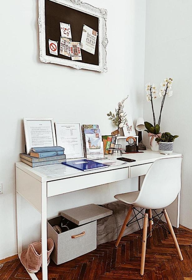 Pure Of Joy City Centre Apartment Subotica Esterno foto